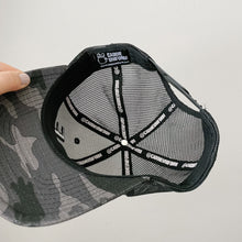 Load image into Gallery viewer, Camo Golf Hat
