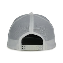 Load image into Gallery viewer, Scottsdale White Golf Hat with Green Letters
